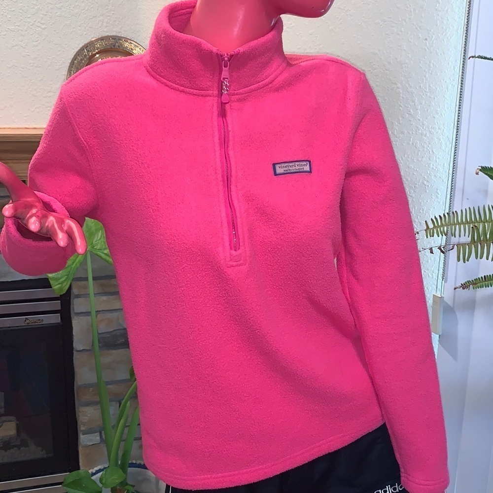 Vineyard Vines - Picture 4 of 13